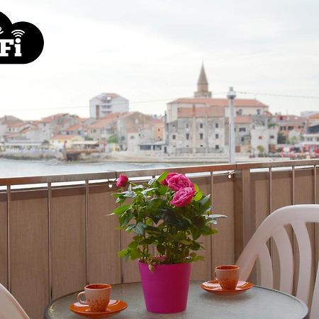 Apartment Riva Sea View Umag Eksteriør billede
